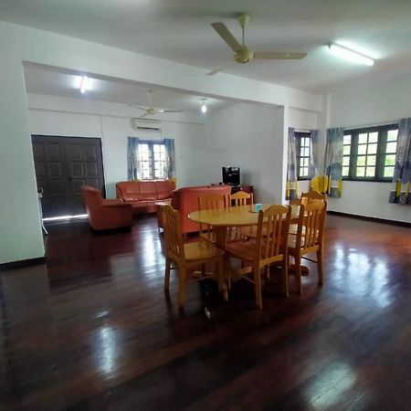 Titi Panjang Apartment Lumut Sitiawan Manjung Ngoại thất bức ảnh